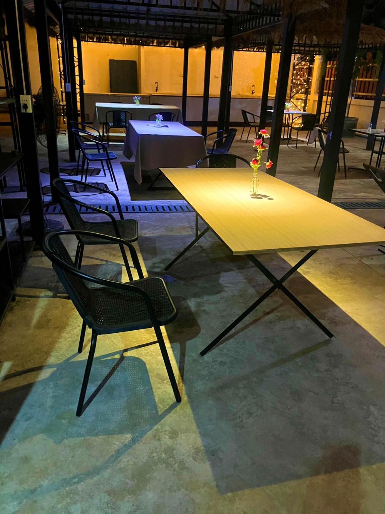 Venn Hostel Wientian Zewnętrze zdjęcie